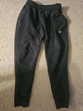 Champion black women's sweatpants with C logo